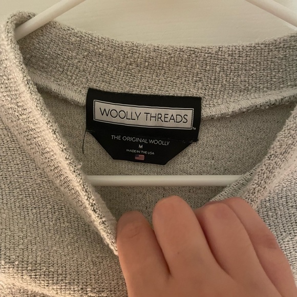 University of New Hampshire Sweatshirt - Picture 2 of 3